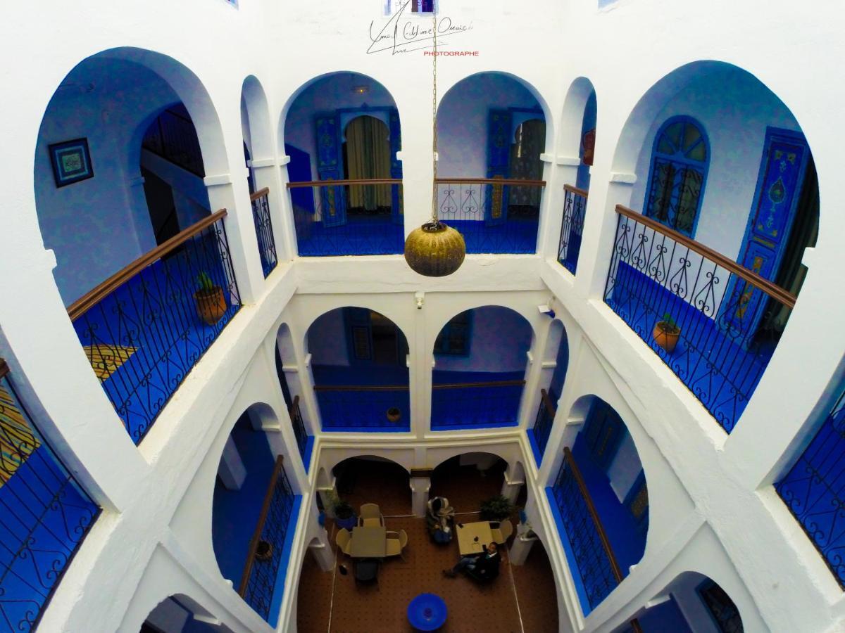 Отель Dar Шефшауэн Экстерьер фото